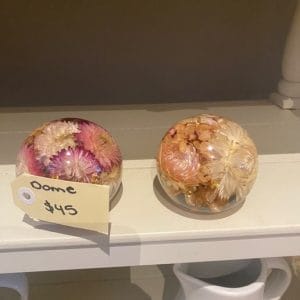 Bloom’n Rust and Relic’s resin and dried flower medium Dome